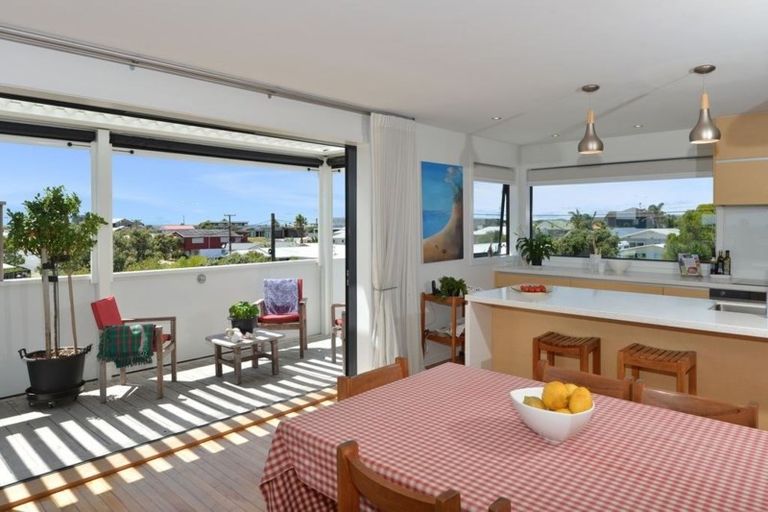 Photo of property in 79 Ruakaka Beach Road, Ruakaka, 0116