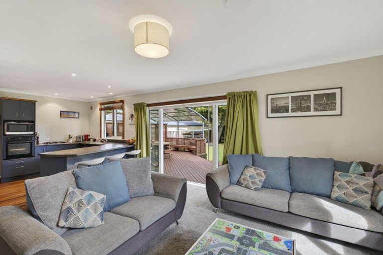 Photo of property in 412 Carrington Street, Upper Vogeltown, New Plymouth, 4310