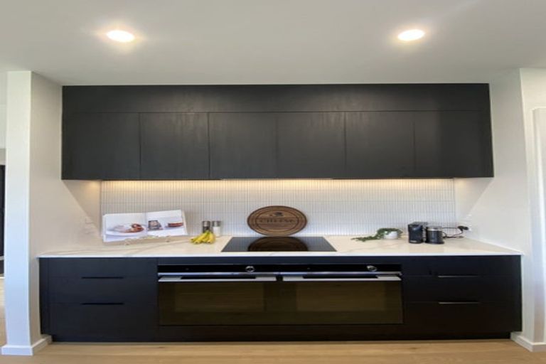 Photo of property in 44 Ngaru Crescent, Wharewaka, Taupo, 3330