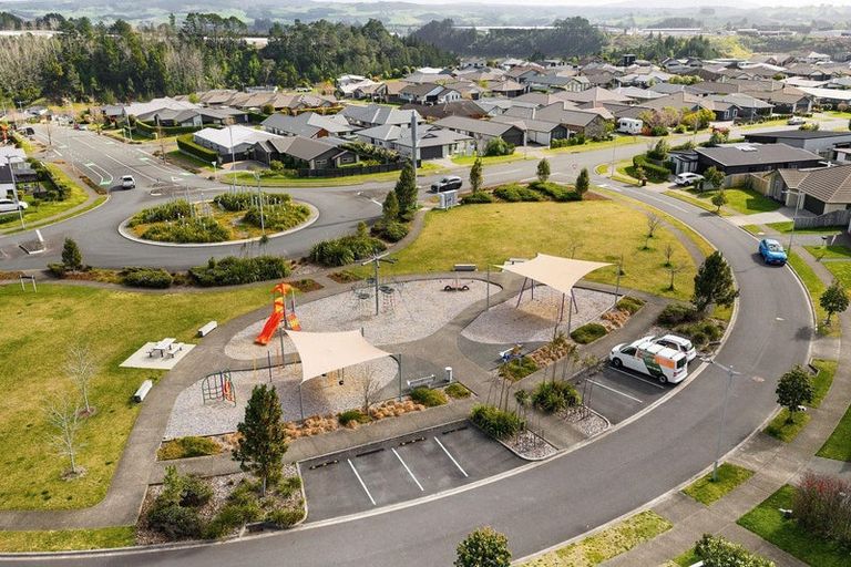 Photo of property in 72 Te Ranga Memorial Drive, Pyes Pa, Tauranga, 3112