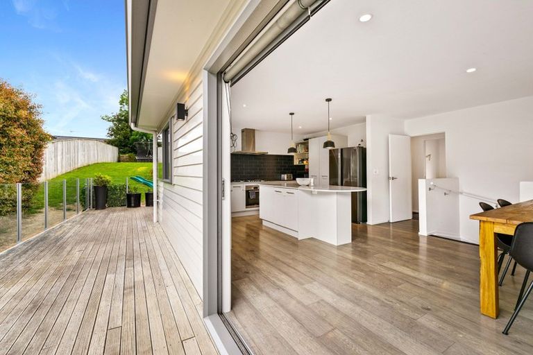 Photo of property in 30 Wautaiti Drive, Riverhead, 0820