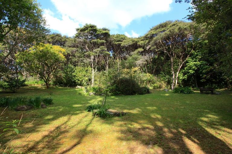 Photo of property in 39 Whaanga Road, Raglan, 3297