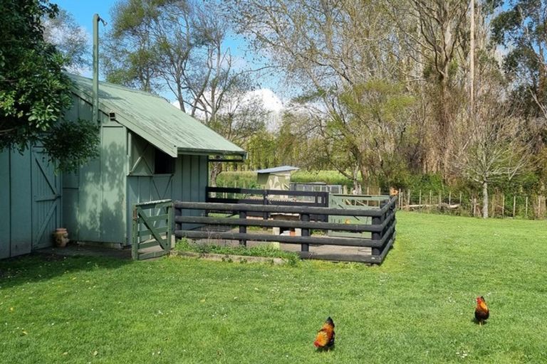 Photo of property in 506 State Highway 16, Kumeu, 0892