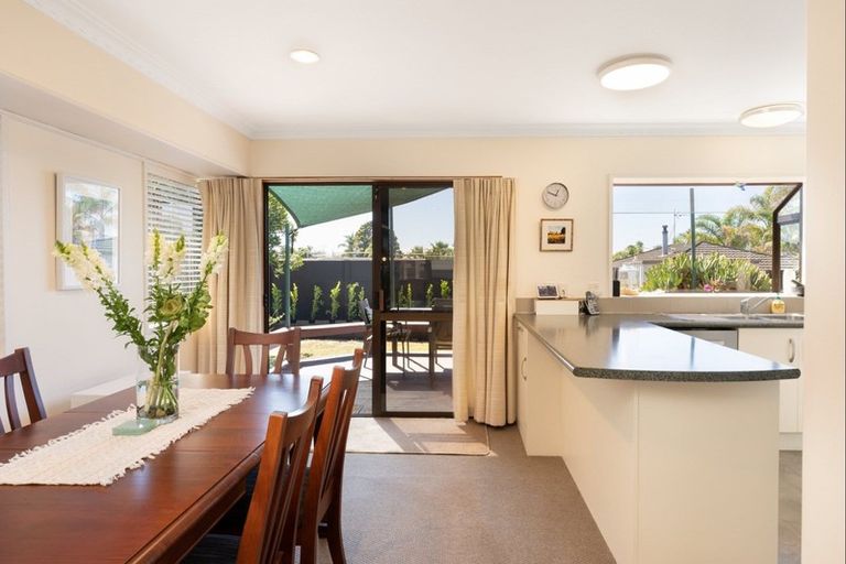 Photo of property in 33a Campbell Road, Mount Maunganui, 3116