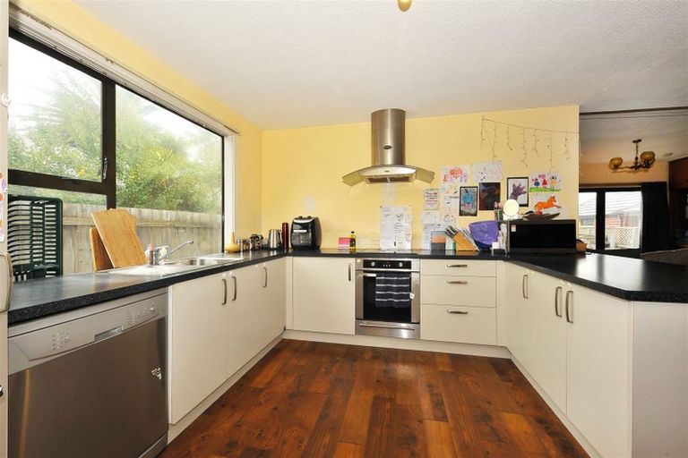 Photo of property in 270 Breezes Road, Aranui, Christchurch, 8061