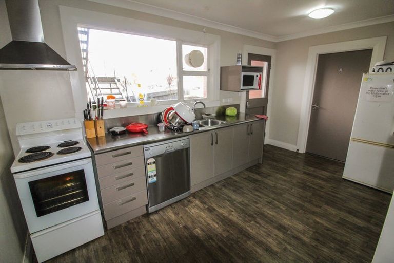 Photo of property in 2 Elder Street, North Dunedin, Dunedin, 9016