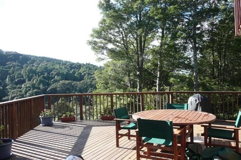 Photo of property in 52 Tram Valley Road, Swanson, Auckland, 0614