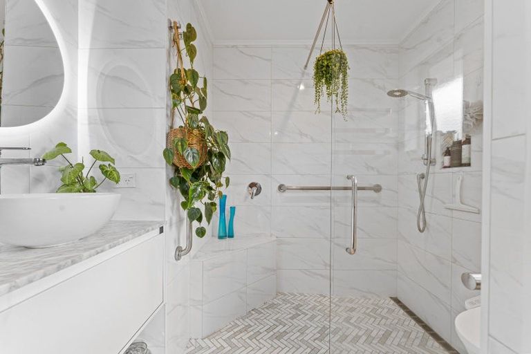 Photo of property in 12c Carvell Street, Blenheim, 7201