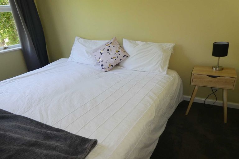 Photo of property in 35 Jollie Road, Twizel, 7901