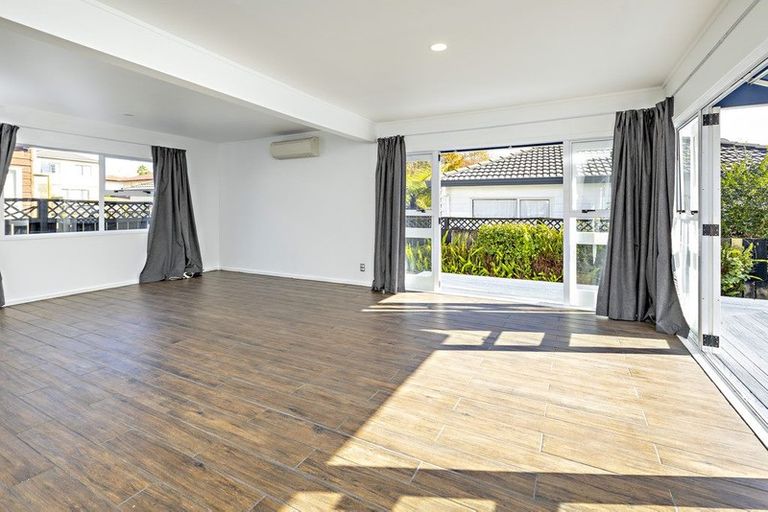 Photo of property in 2/47 Pah Road, Papatoetoe, Auckland, 2025