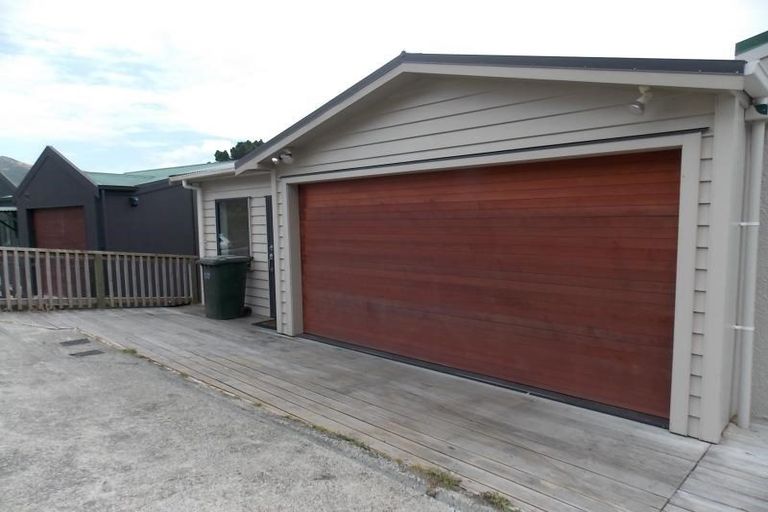 Photo of property in 2c Lytton Street, Wadestown, Wellington, 6012