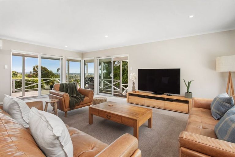 Photo of property in 4 Lady Polson Lane, Cashmere, Christchurch, 8022