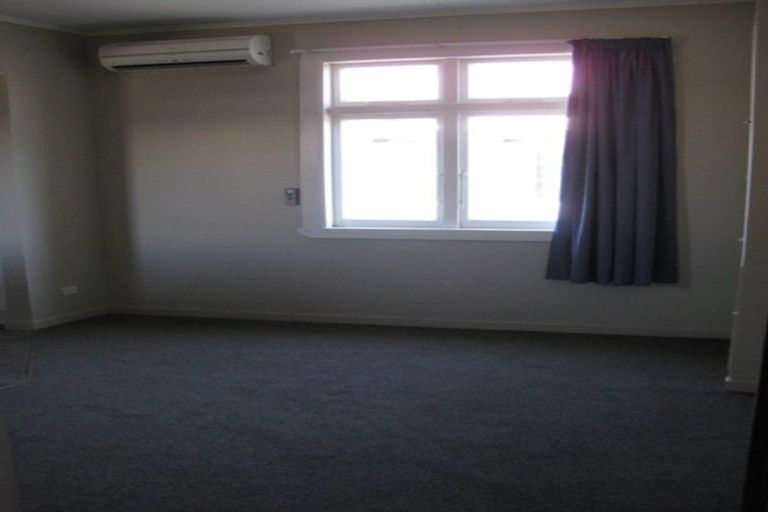 Photo of property in 990 Tremaine Avenue, Roslyn, Palmerston North, 4414