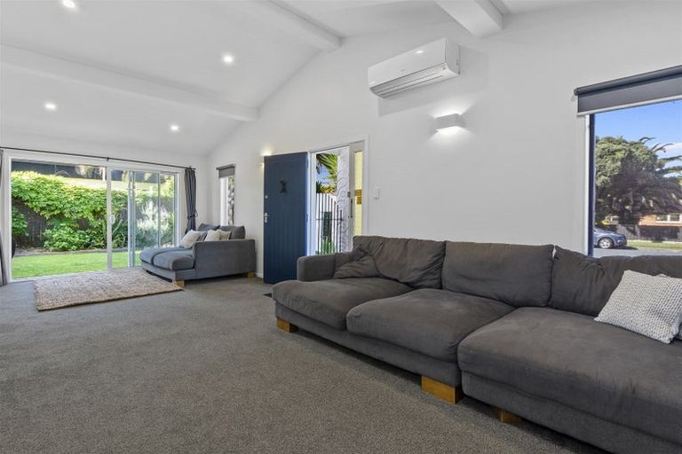 Photo of property in 6 Tudor Place, Mount Maunganui, 3116