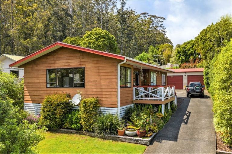 Photo of property in 5 Tuatahi Place, Kerikeri, 0230