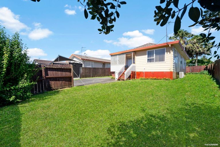 Photo of property in 1/82 Palmers Road, Clendon Park, Auckland, 2103