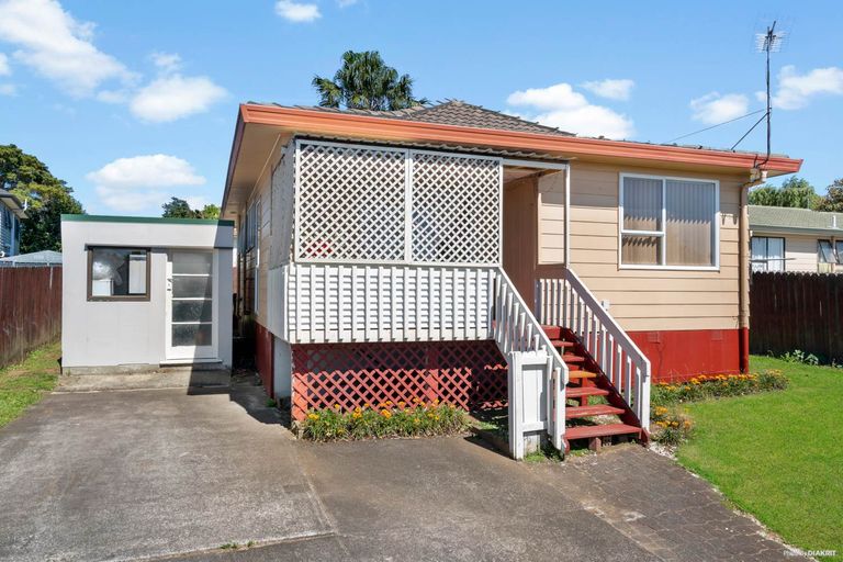 Photo of property in 1/82 Palmers Road, Clendon Park, Auckland, 2103