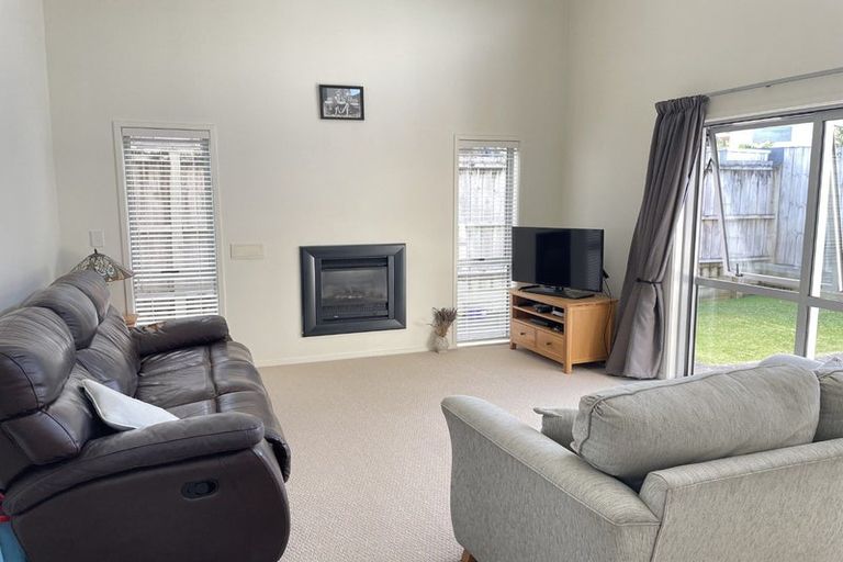 Photo of property in 57 Wellington Street, Howick, Auckland, 2014