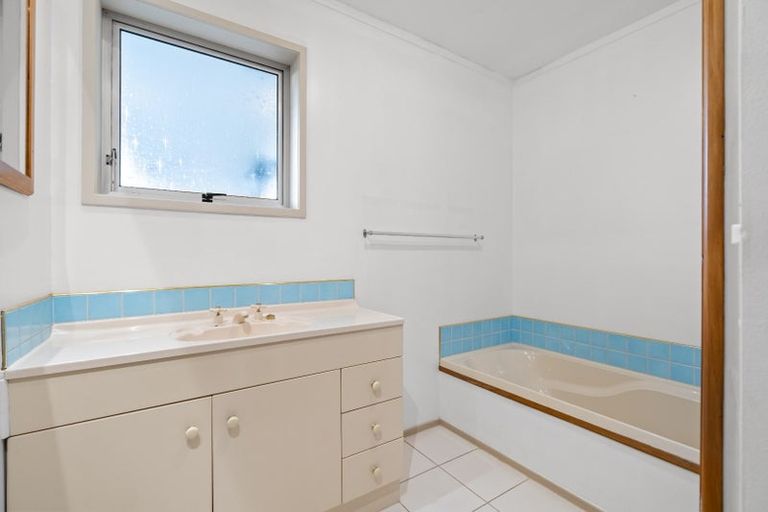 Photo of property in 9 Housman Place, Leamington, Cambridge, 3432