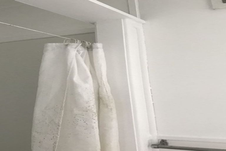 Photo of property in 58 Glendale Road, Glen Eden, Auckland, 0602