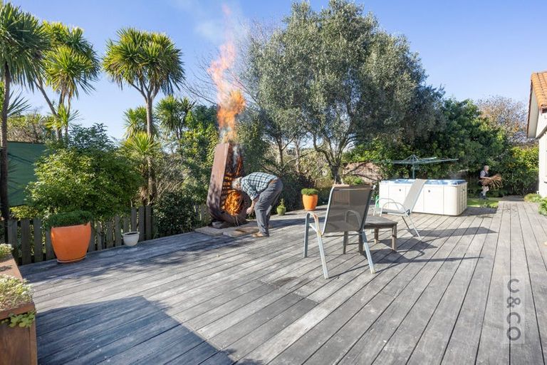 Photo of property in 19 Solan Drive, Waimauku, 0812