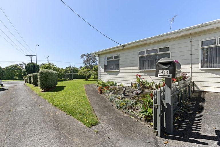 Photo of property in 1416 Devon Road, Brixton, Waitara, 4382