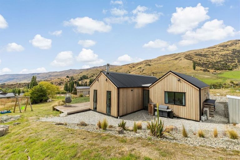 Photo of property in 2390 Cardrona Valley Road, Cardrona, Wanaka, 9382