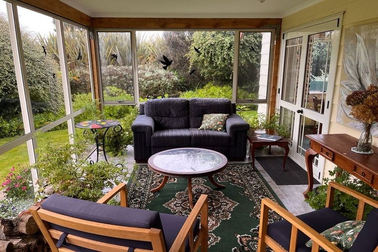 Photo of property in 964 Waianakarua Road, Herbert, 9495