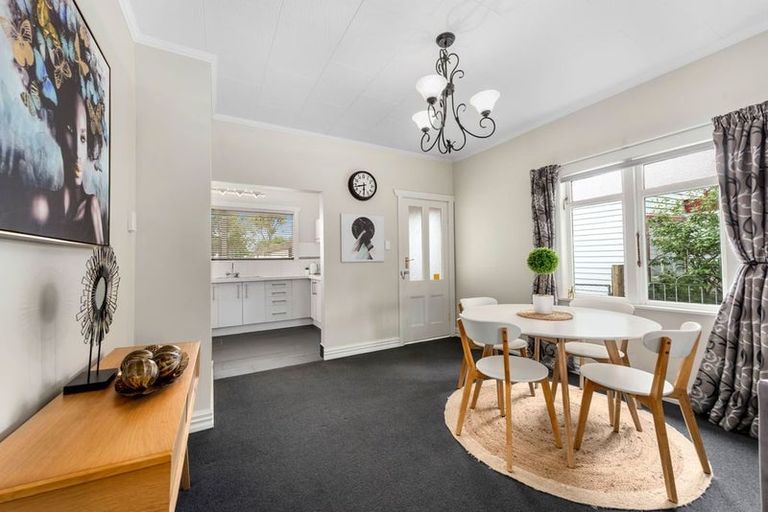 Photo of property in 2a Beth Street, Trentham, Upper Hutt, 5018