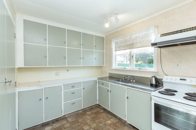 Photo of property in 9 Jones Place, Masterton, 5810