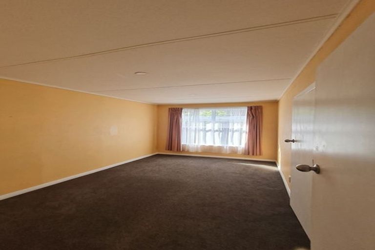 Photo of property in 73 Seddon Street, Takaro, Palmerston North, 4412