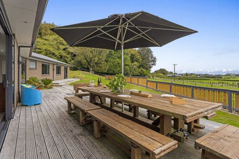 Photo of property in 130 Hurworth Road, Hurworth, New Plymouth, 4371