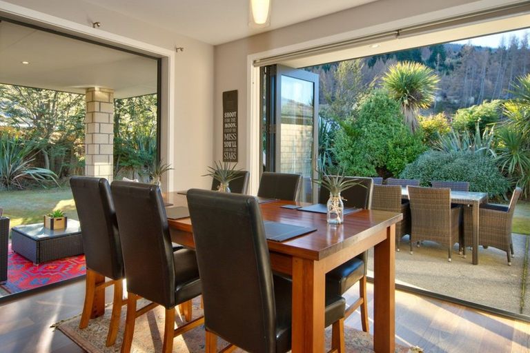 Photo of property in 14 Morning Star Terrace, Arthurs Point, Queenstown, 9371