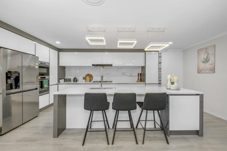 Photo of property in 3 Tannaghmore Drive, Flat Bush, Auckland, 2019