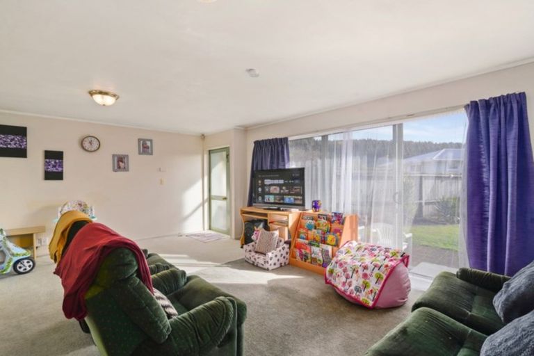 Photo of property in 9a Puweto Street, Selwyn Heights, Rotorua, 3015