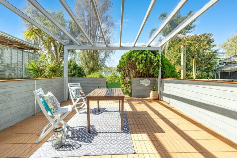 Photo of property in 192 Lake Road, Belmont, Auckland, 0622