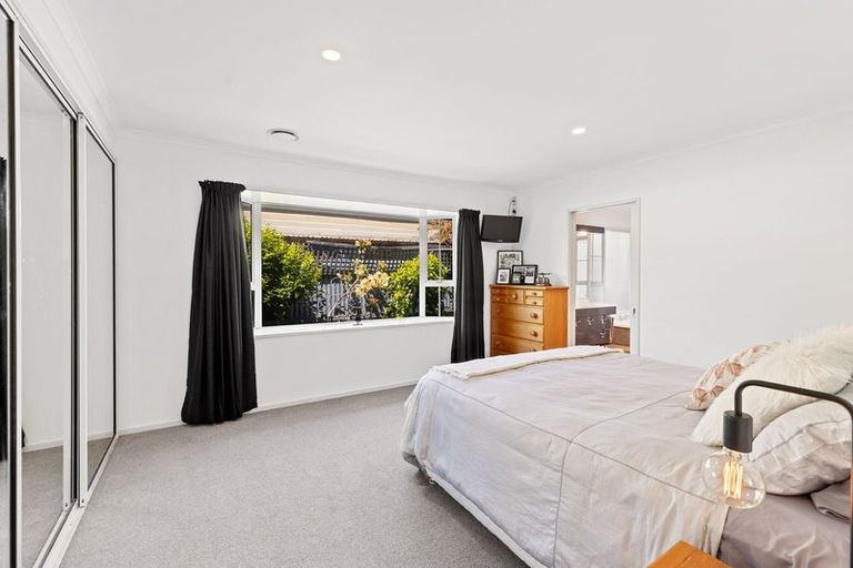 Photo of property in 28a Canberra Place, Redwood, Christchurch, 8051