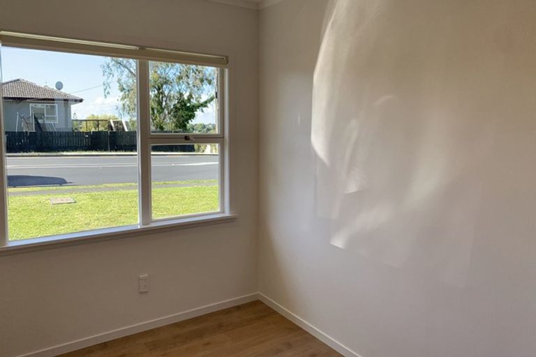 Photo of property in 72a Carlisle Road, Browns Bay, Auckland, 0632