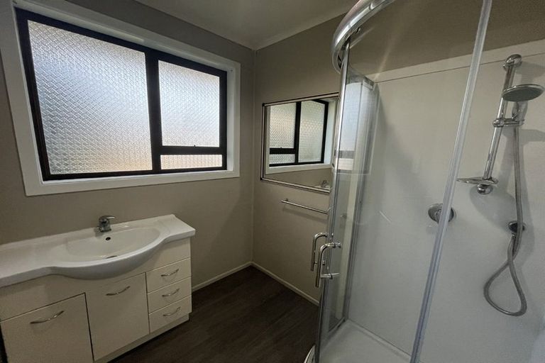 Photo of property in 4 Busing Avenue, Papakura, 2110