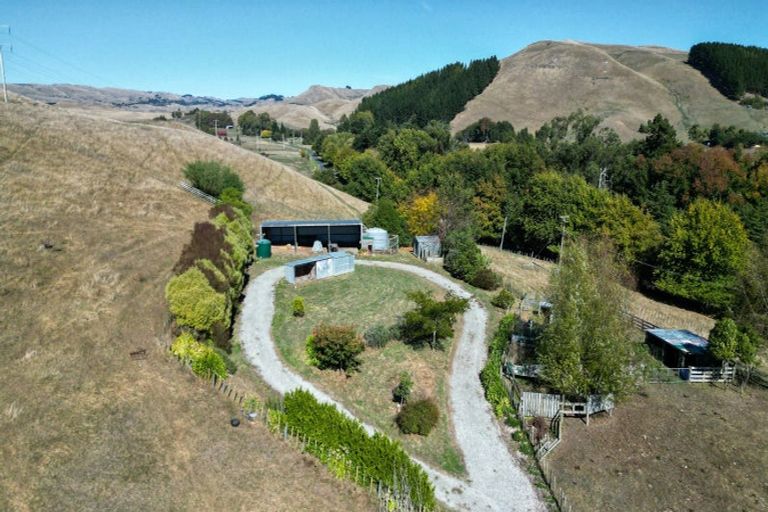 Photo of property in 727 Valley Road, Raukawa, Hastings, 4174