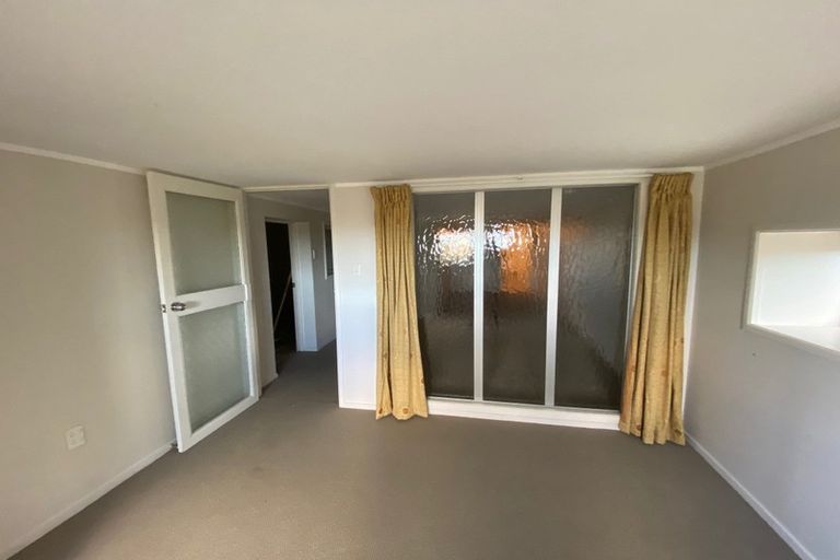 Photo of property in 8 Speedy Crescent, Hillcrest, Auckland, 0627