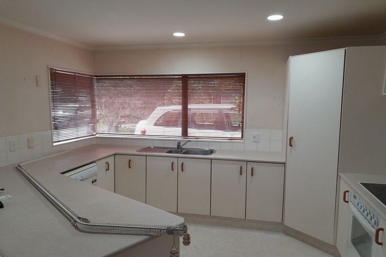 Photo of property in 32 Beresford Street, Takaro, Palmerston North, 4410