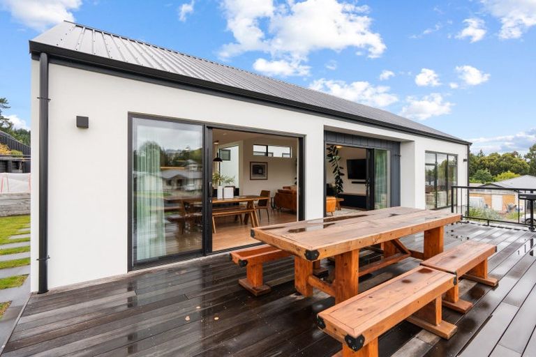 Photo of property in 61 Heathfield Drive, Mosgiel, 9024