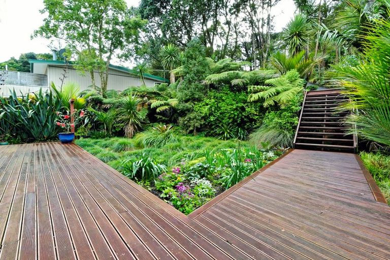 Photo of property in 3 Inaka Place, Titirangi, Auckland, 0604