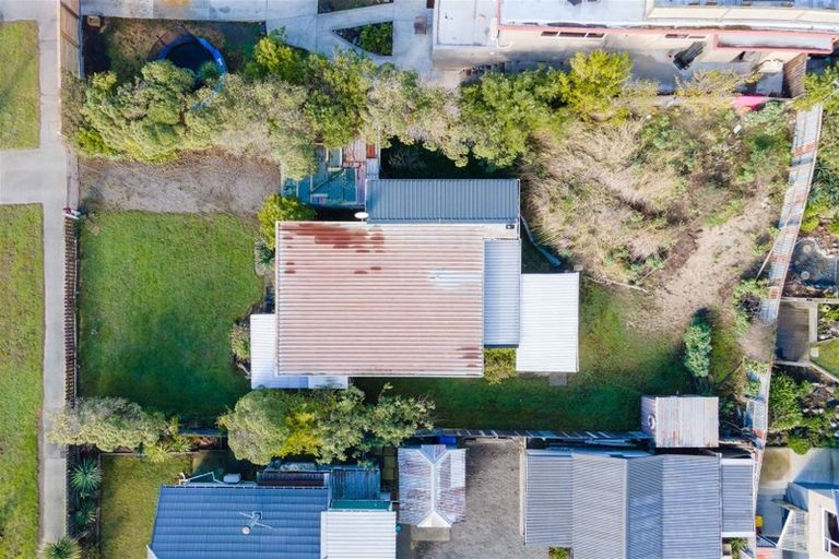 Photo of property in 347 Marine Parade, New Brighton, Christchurch, 8061