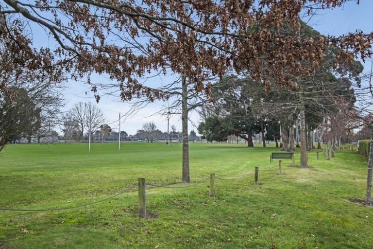 Photo of property in 27 Skyedale Drive, Harewood, Christchurch, 8051