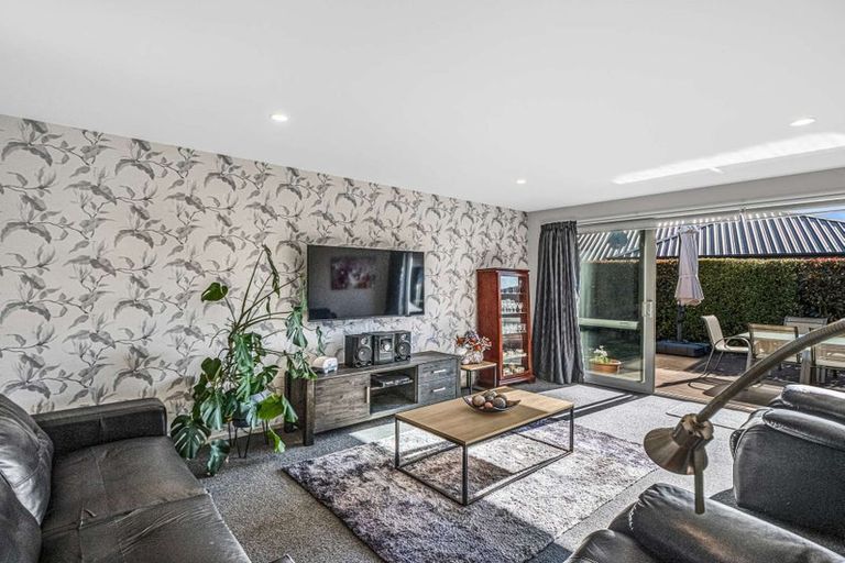 Photo of property in 31 Franklin Drive, Rangiora, 7400