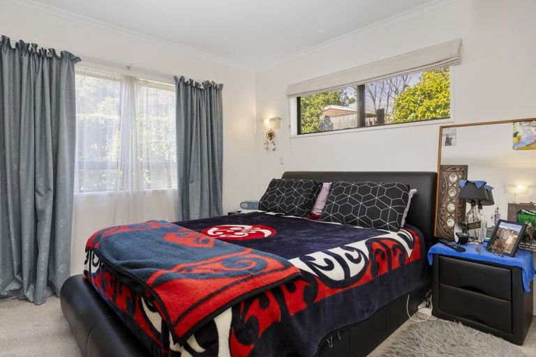 Photo of property in 1/19 Chesham Avenue, Waipahihi, Taupo, 3330