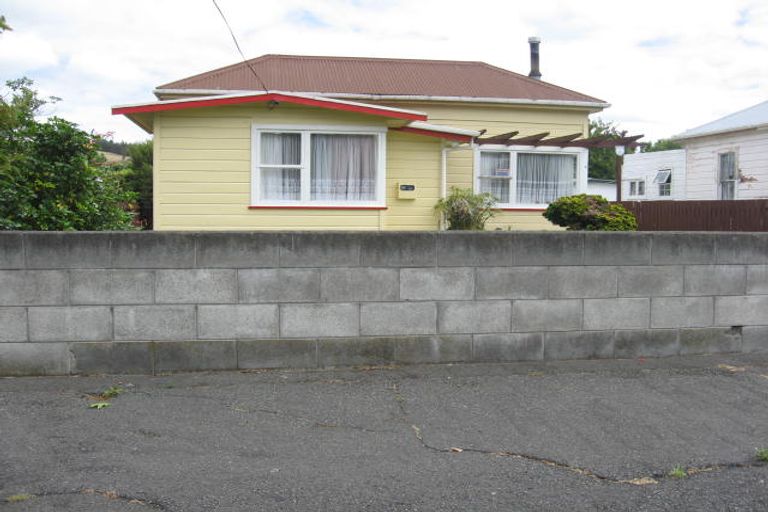 Photo of property in 6 Seddon Street, Aramoho, Whanganui, 4500