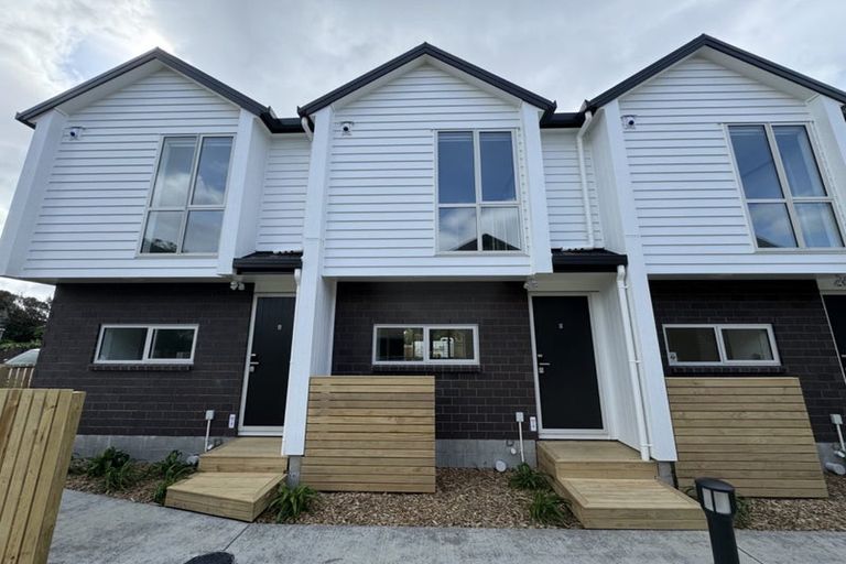 Photo of property in 12b Greenock Road, Ranui, Auckland, 0612